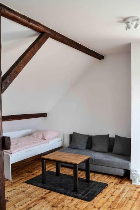 Schoene Dachgeschosswohnung Nahe Koeln المظهر الخارجي الصورة
